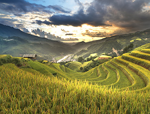 VIETNAM NORTHERN LOOPS: WEST TO EAST
